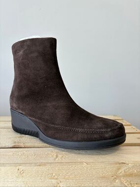 Style & Co Tara Brown Suede Boot Women’s Size 10M NEW WITH BOX
